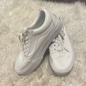 VANS WHITE org platform.